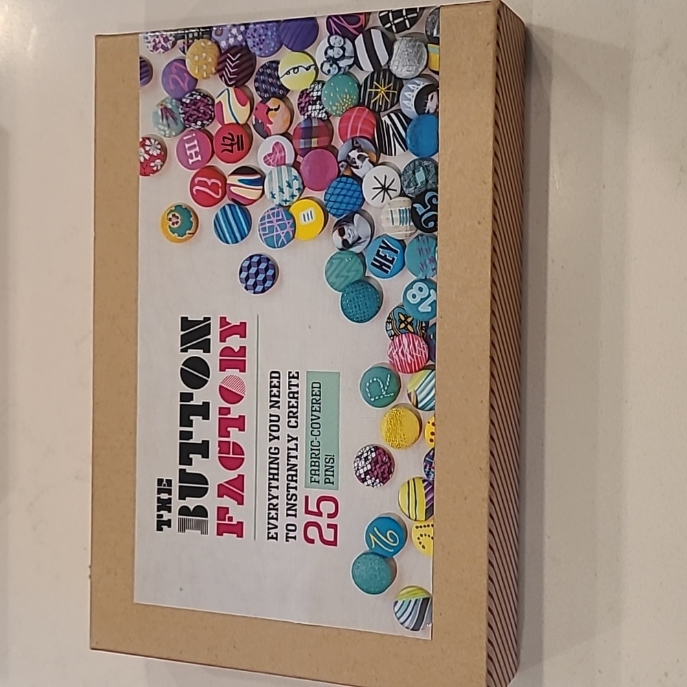 The Button Factory Fabric Pin Craft Box